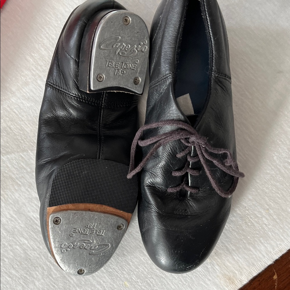 Capezio Black Leather tap shoes